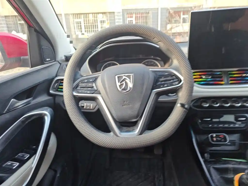 Baojun 530 1.5 T Manual Distinguished CN-V