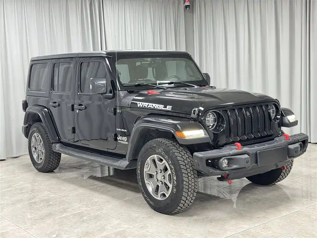 Wrangler 2.0 T Sahara 4-door CN-V
