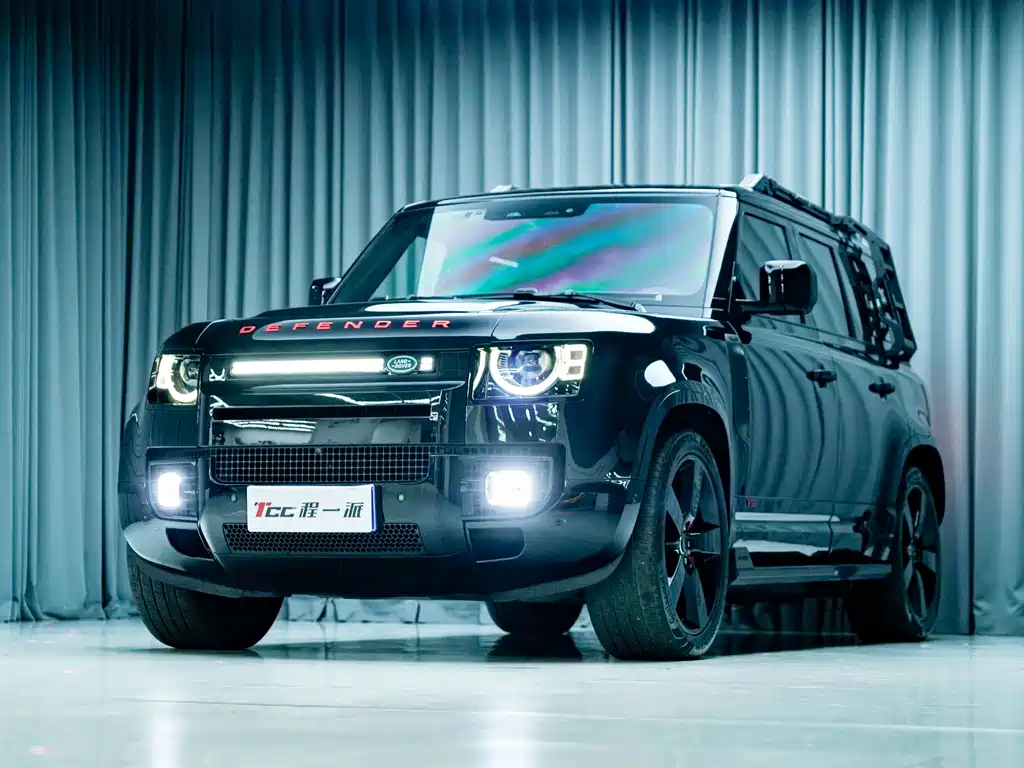 Land Rover Defender Facelift 110 5.0 T V8