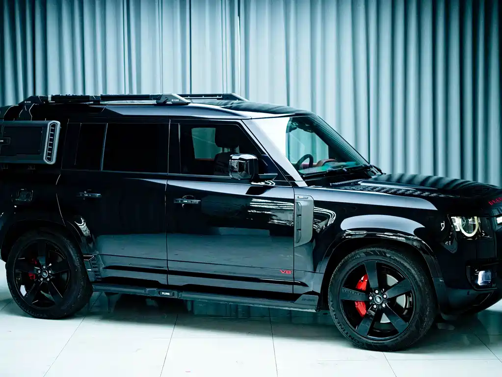 Land Rover Defender Facelift 110 5.0 T V8