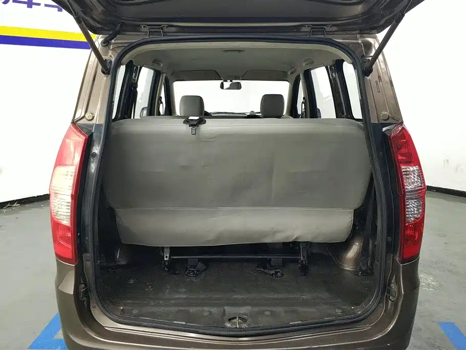 Wuling Hongguang 1.2 L S Basic CN-V
