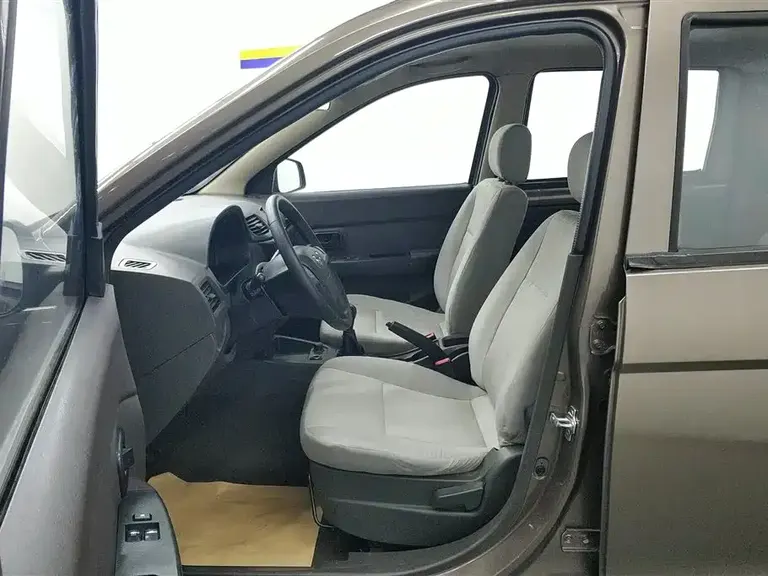 Wuling Hongguang 1.2 L S Basic CN-V