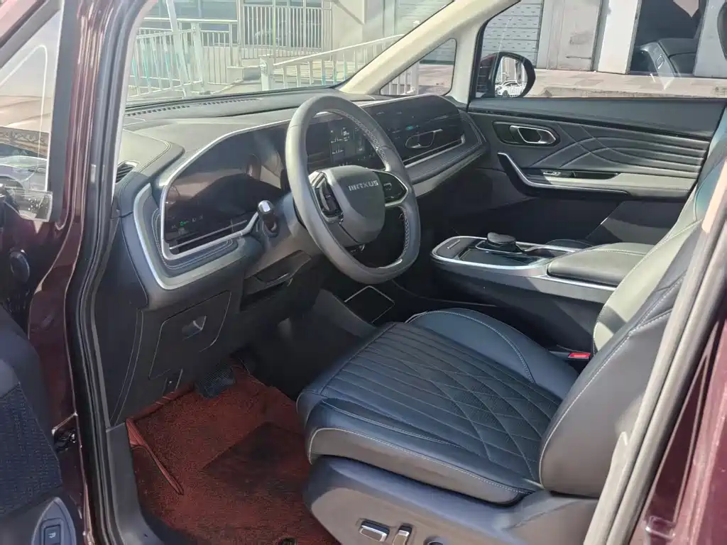 Maxus G90 大通G90 2023款 2.0 T 星河七座版