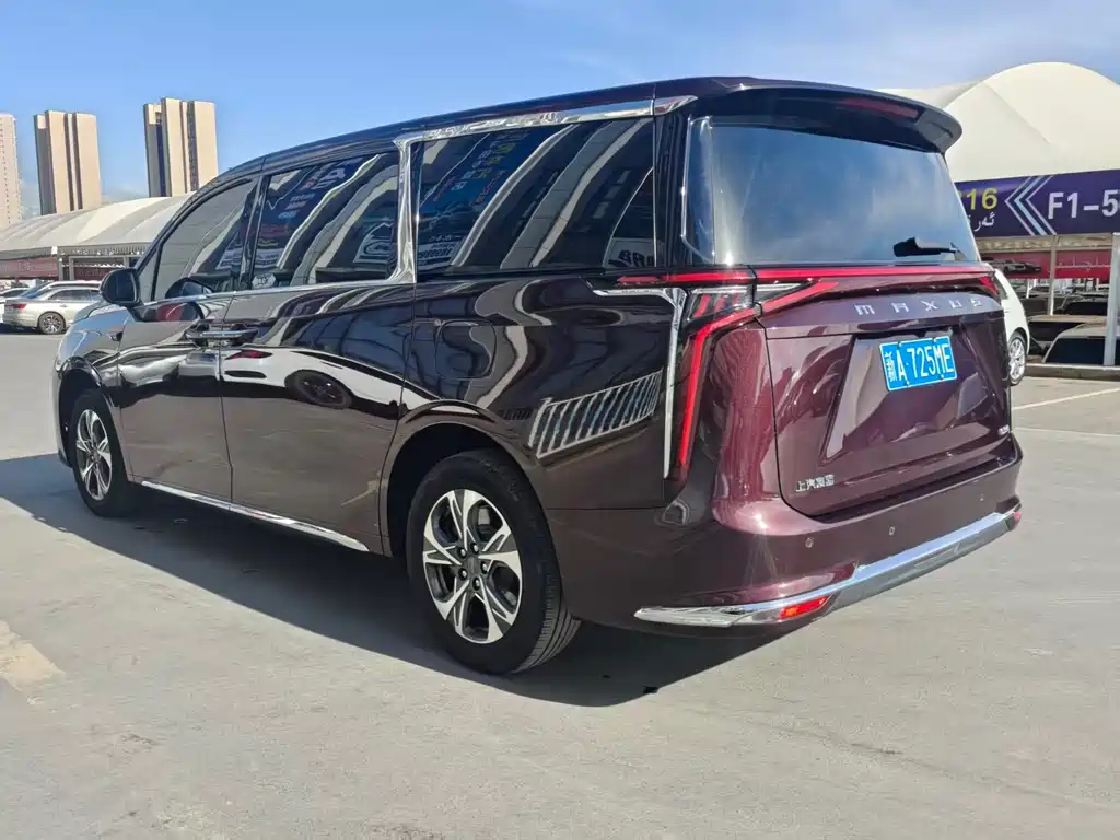 Maxus G90 大通G90 2023款 2.0 T 星河七座版