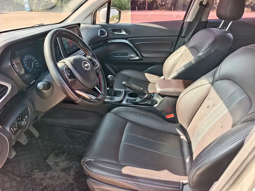 GAC Trumpchi GS4 传祺GS4 2018款 200 T G-DCT两驱精英版