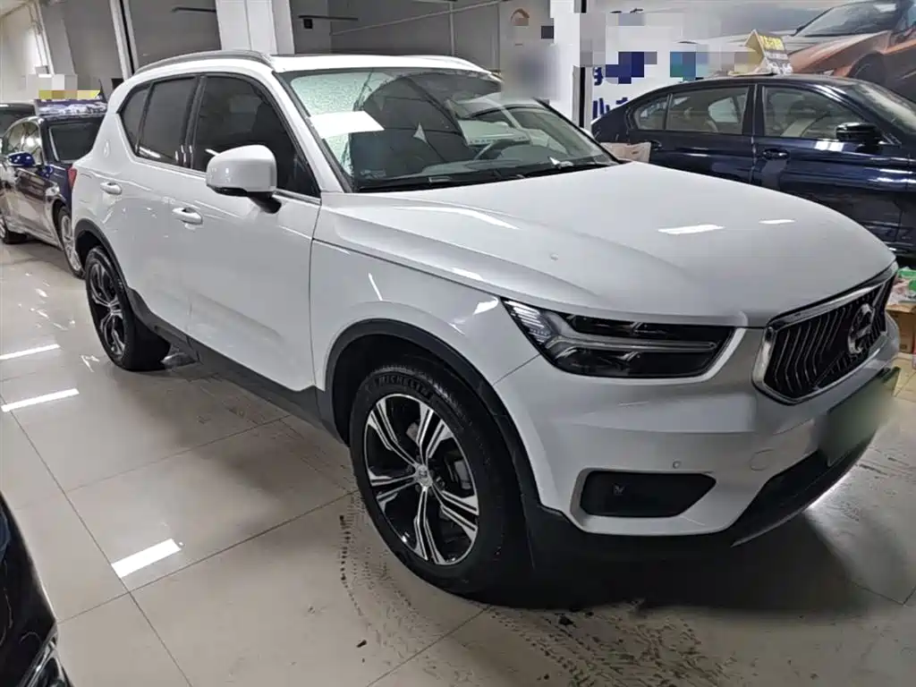 Volvo XC40 T4 4 WD Smart Vision Luxury