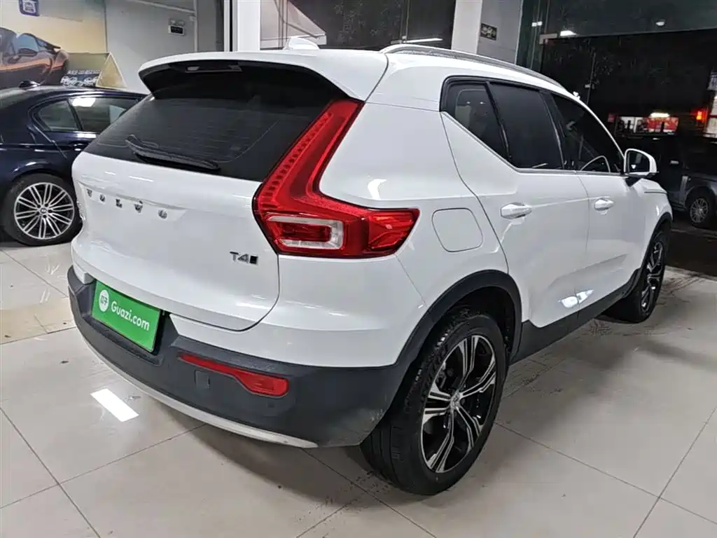 Volvo XC40 T4 4 WD Smart Vision Luxury