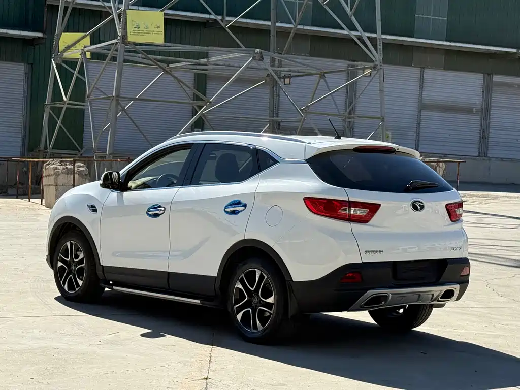 Soueast DX7 1.5 T Auto Glory