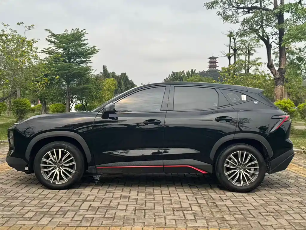 Jetour Dasheng 1.5 T DCT Dragon PRO