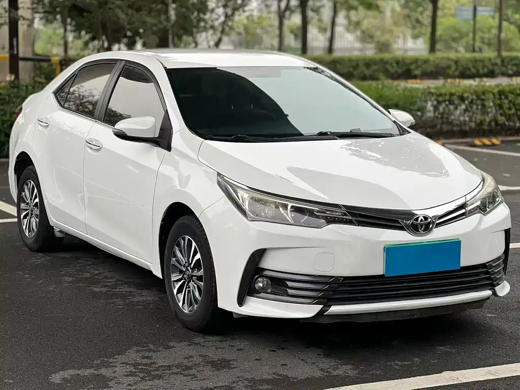 Corolla Facelift 1.2 T S-CVT GL