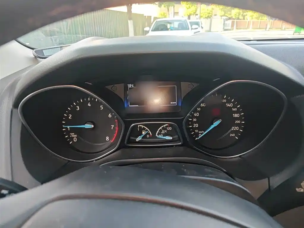 Focus Sedan EcoBoost 180 Auto Elite