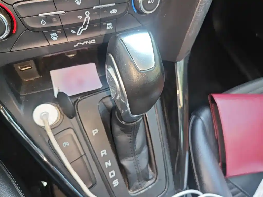 Focus Sedan EcoBoost 180 Auto Elite