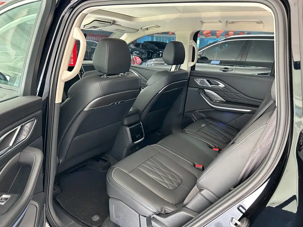 Hongqi HS7 PHEV 2.0 T PHEV 4 WD Flagship Smooth 7-seat