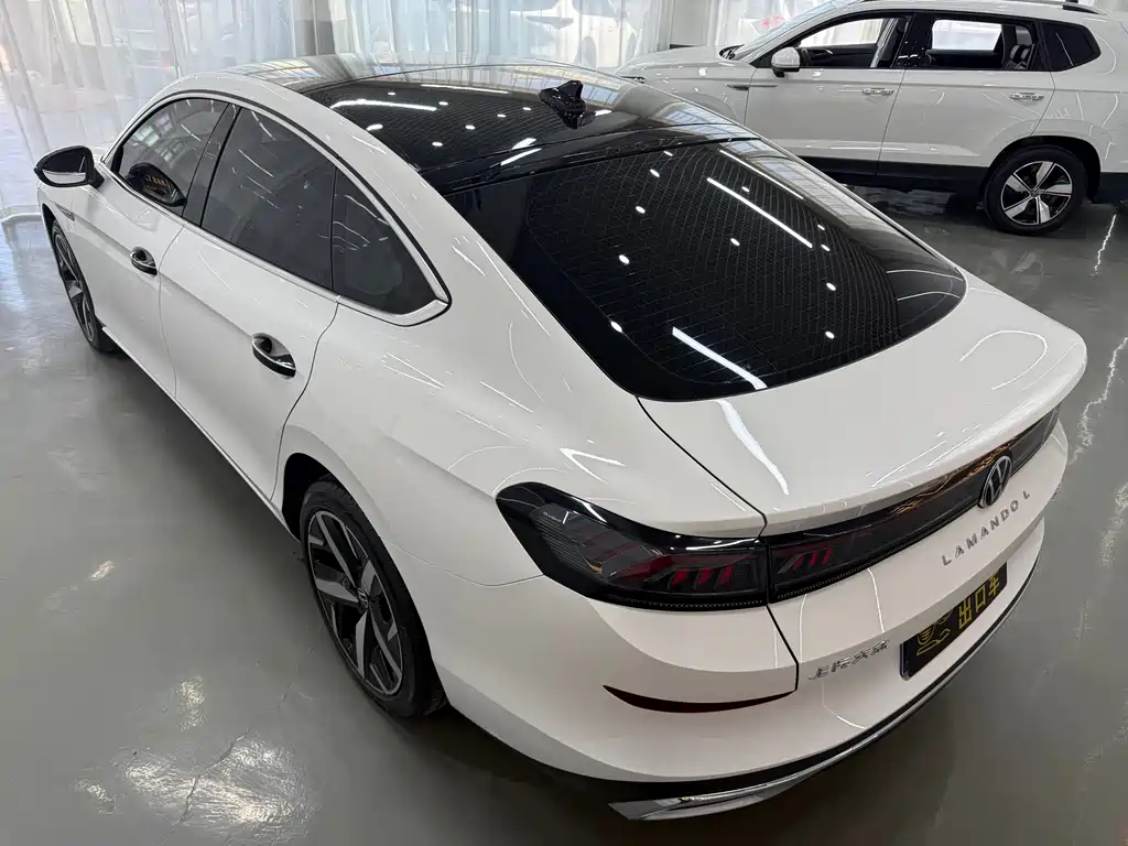 Lamando Lamando L 280 TSI DSG Spicy Cool