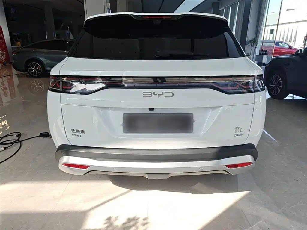 Song L DM-i Smart Drive 160 km Transcend