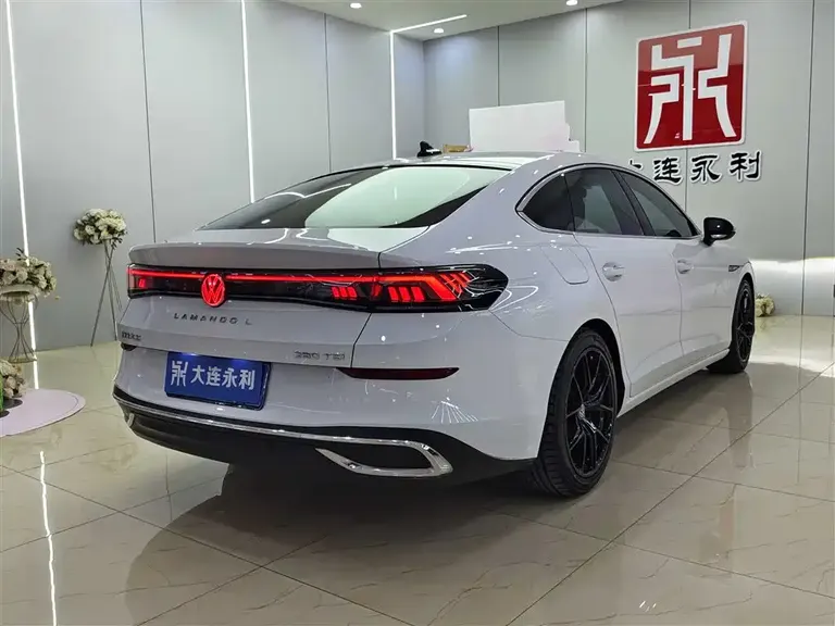Volkswagen Lamando Lamando L 280 TSI DSG Spicy Cool