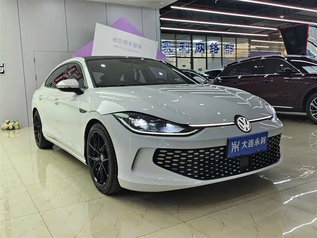 Lamando Lamando L 280 TSI DSG Spicy Cool
