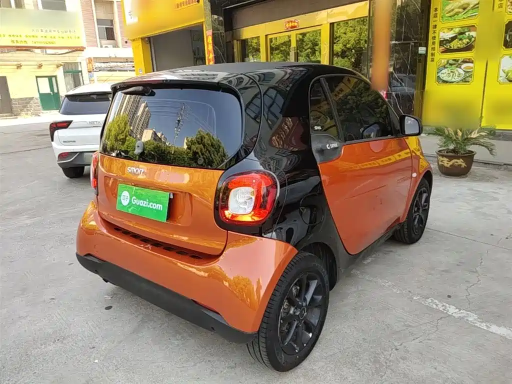 smart fortwo 1.0 L 52 kW Hardtop Agile
