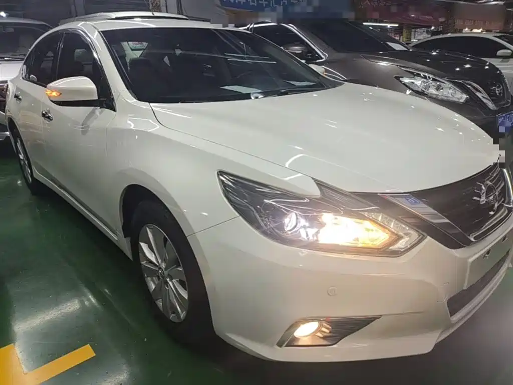 Teana Facelift 2.0 L XL Comfort