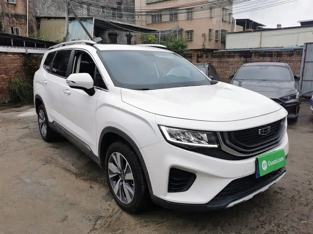 Haoyue 1.8 TD DCT Luxury 7-seat