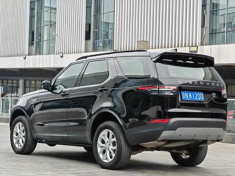 Land Rover Discovery 3.0 SC V6 SE