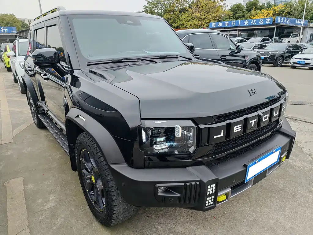 Jetour Traveller 2.0 T 4 WD Cross