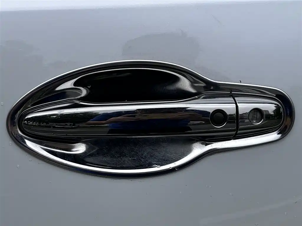 Jade 210 TURBO CVT Luxury 5-seat