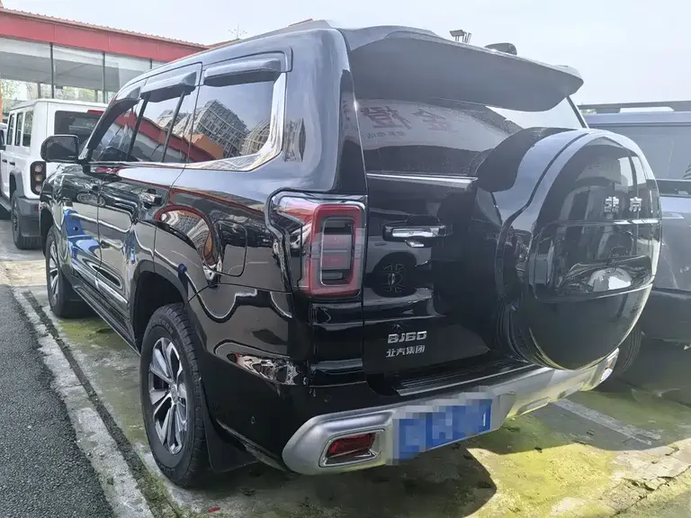 Baic Beijing Offroad BJ60 2.0 T 11 th 5-seat
