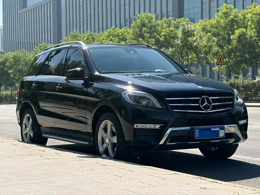 Mercedes-Benz M-Class ML 320 4 MATIC