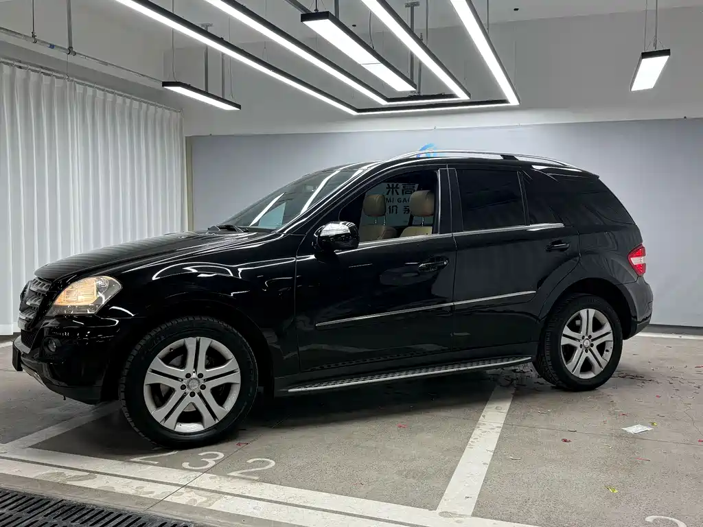 Mercedes-Benz M-Class ML 350 4 MATIC Luxury
