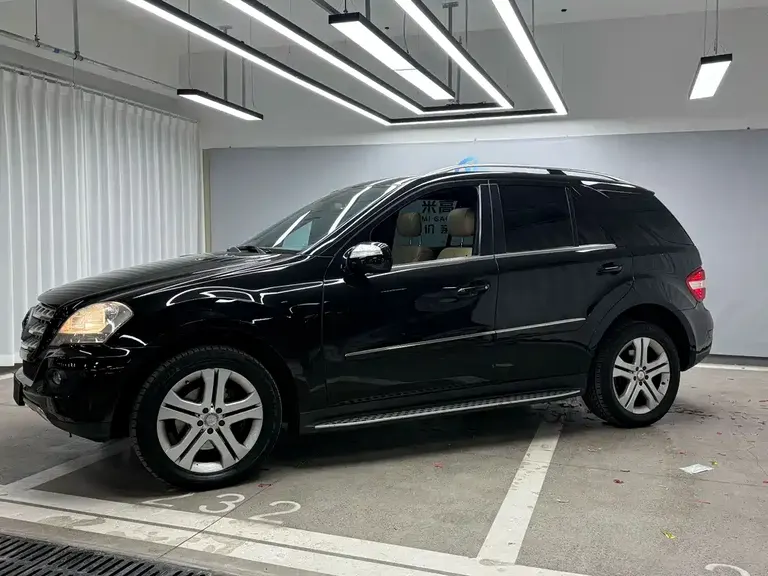 Mercedes-Benz M-Class ML 350 4 MATIC Luxury