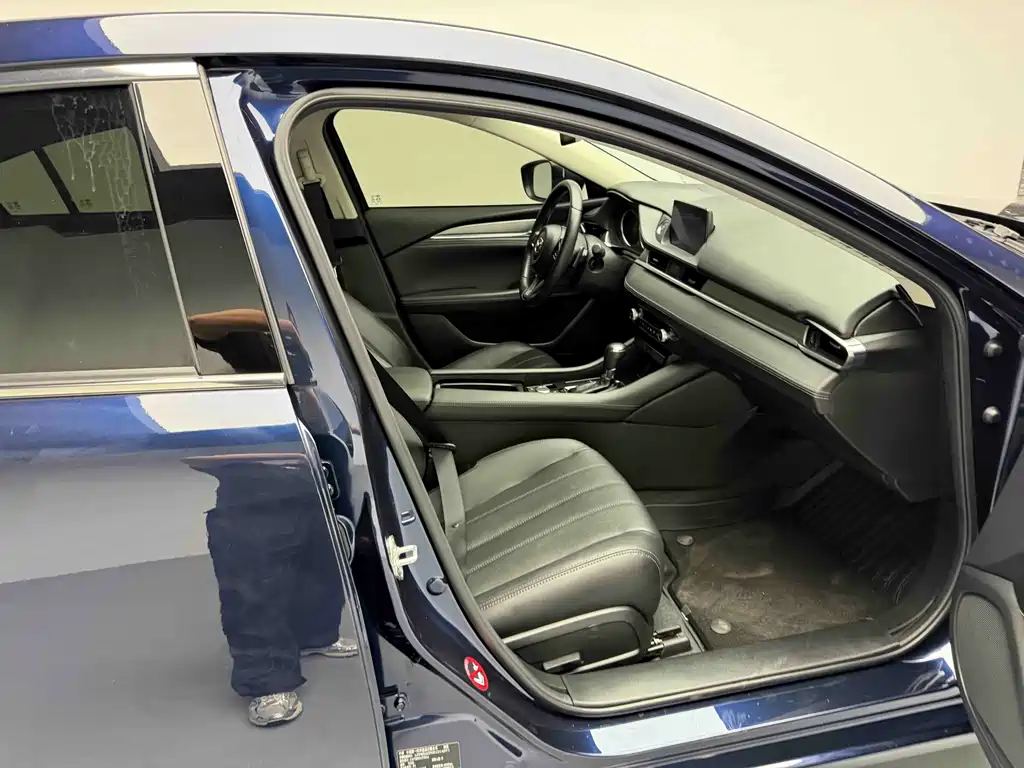 Atenza 2.5 L Blue Sky Sport