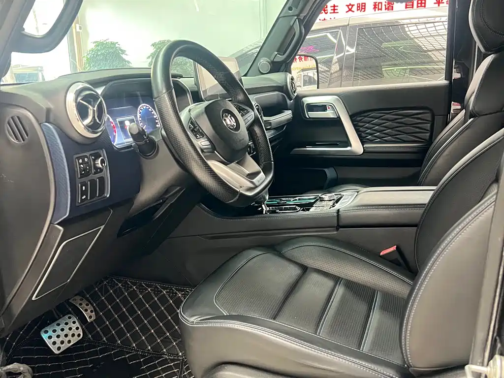 BAIC BJ40 PLUS 2.3 T Auto 4 WD Premium CN-VI