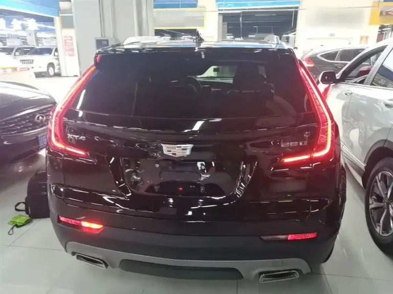 Cadillac XT4 Facelift 28 T 2 WD Luxury