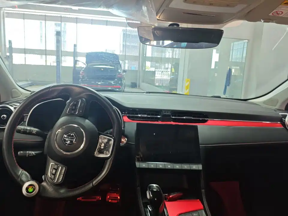 MG6 Pro 1.5 T Auto Leading Trend Luxury