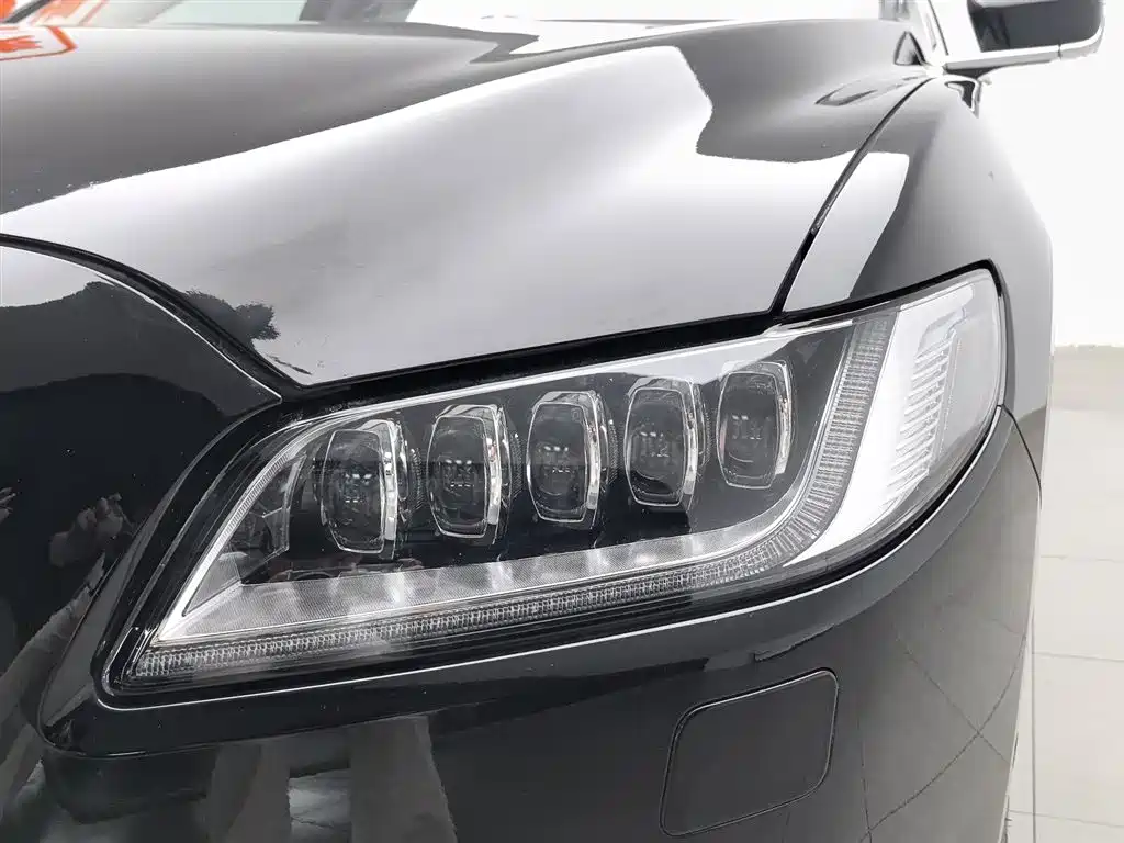 Lincoln Continental 2.0 T 2 WD Honor Shine
