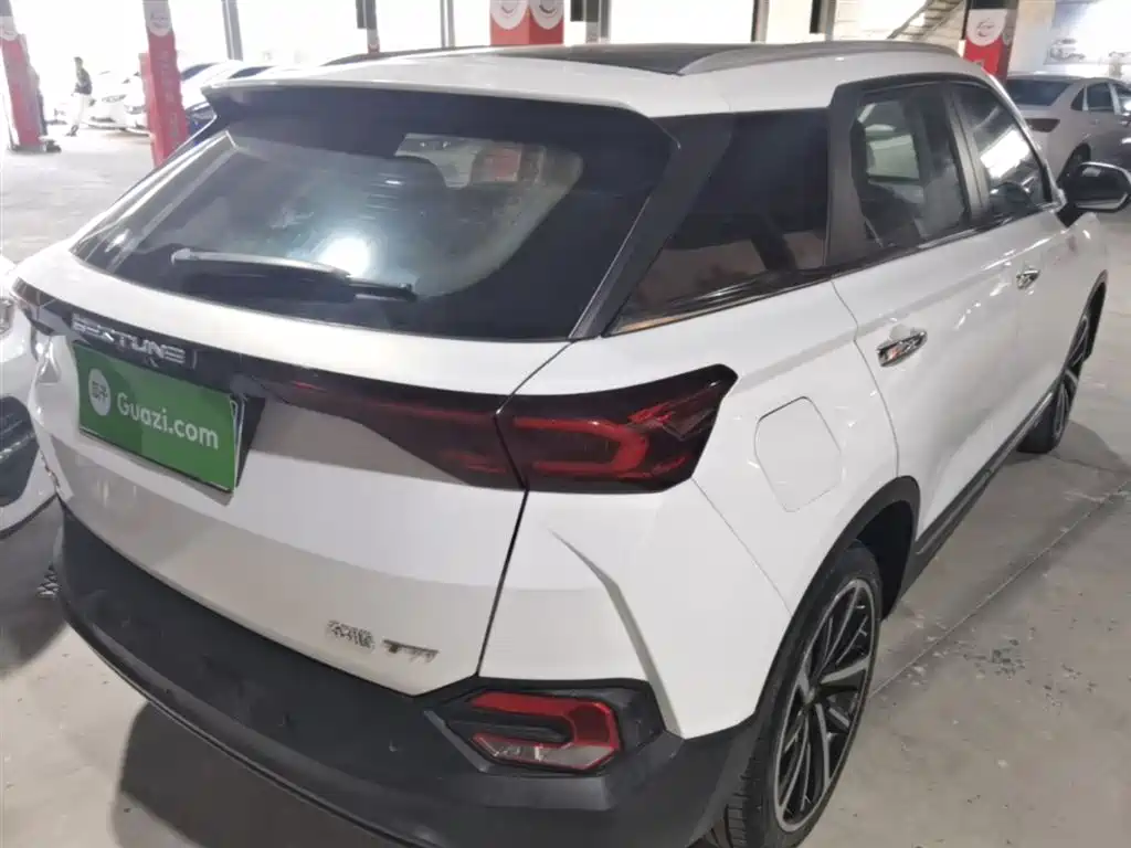 Besturn T77 230 TID Auto Luxury CN-V
