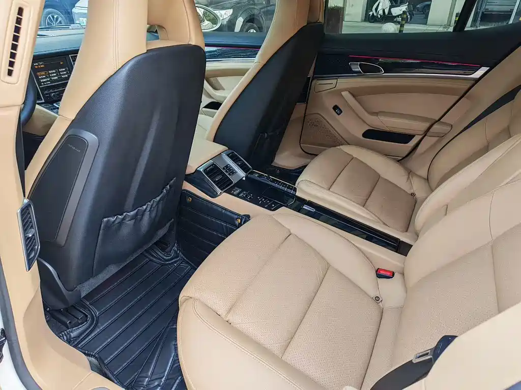 Panamera Panamera 4 Platinum Edition 3.6 L
