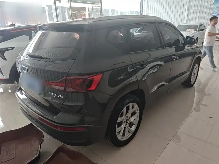 Jetta VS5 280 TSI Auto Progressive