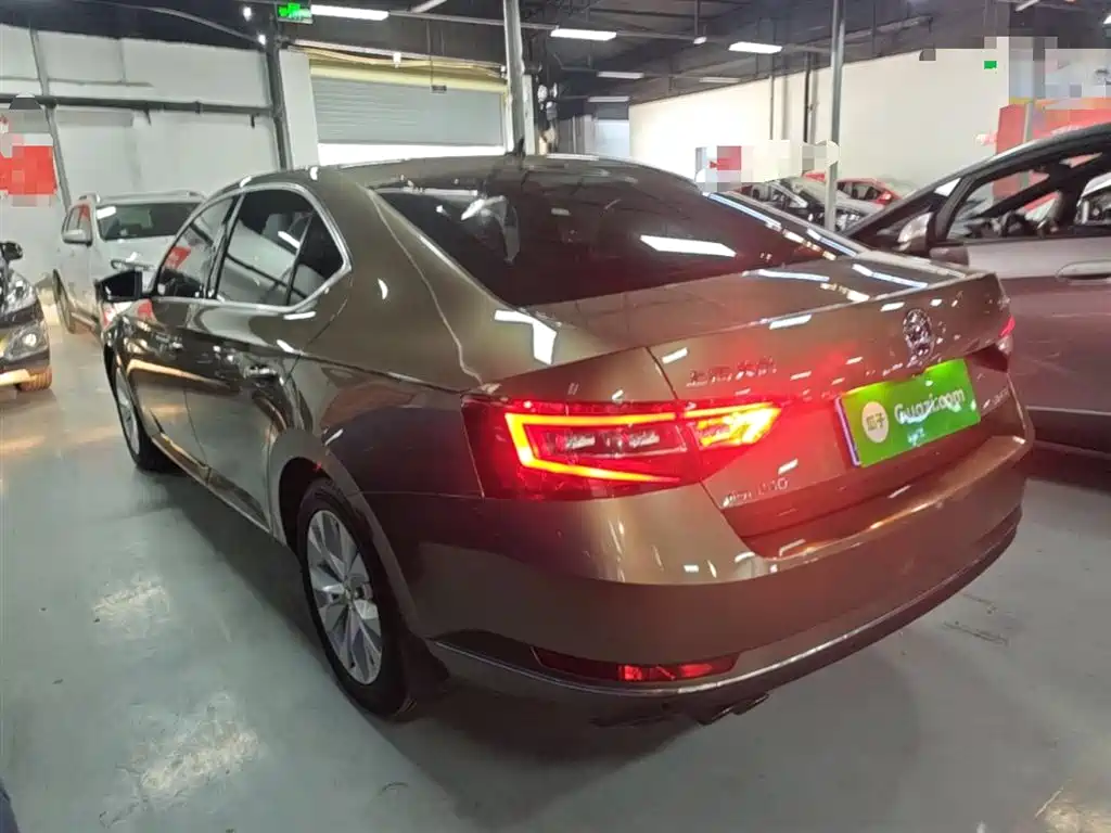 Superb TSI280 DSG Creation