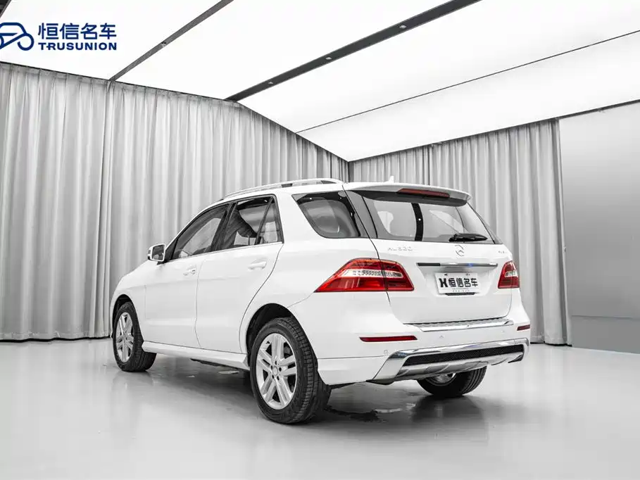 Mercedes-Benz M-Class ML 320 4 MATIC