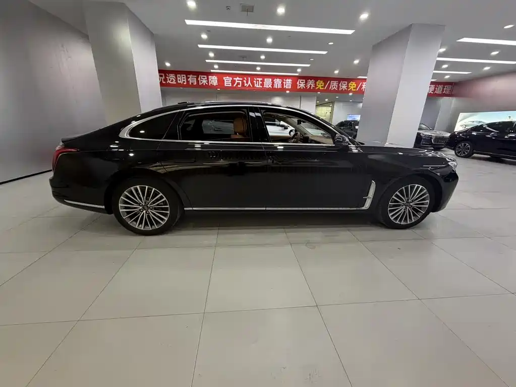 Hongqi H9 2.0 T Connected Flagship Enjoyment