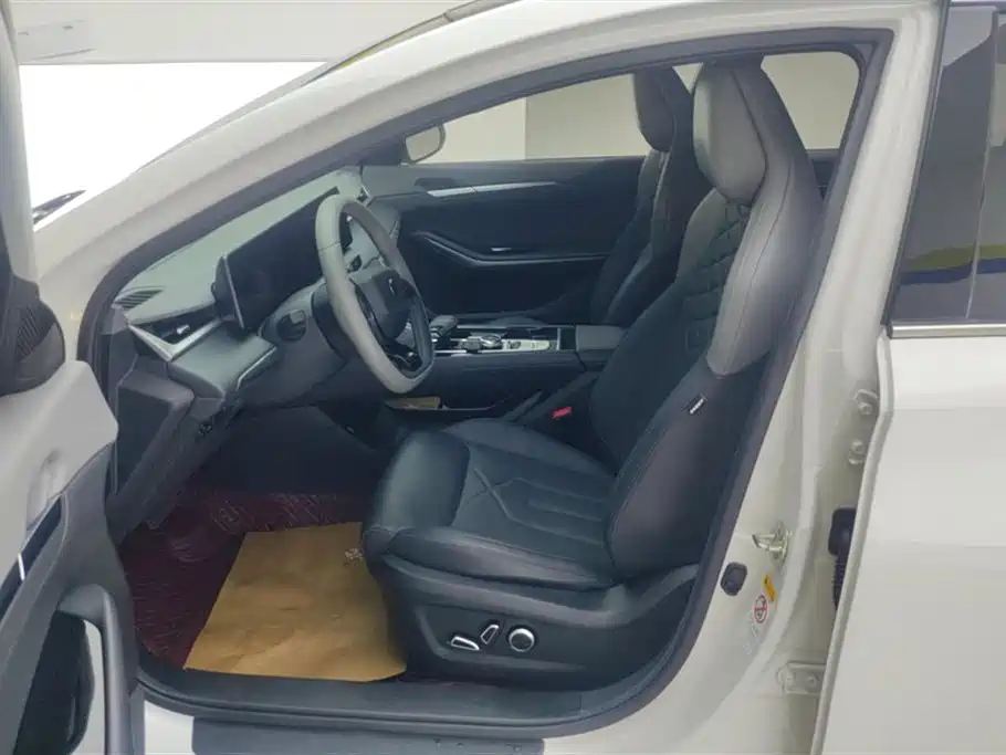 Ruicheng PLUS 1.5 T DCT Navigator