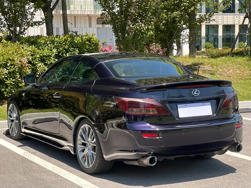 Lexus IS 250 C