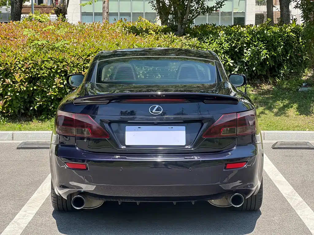 Lexus IS 250 C