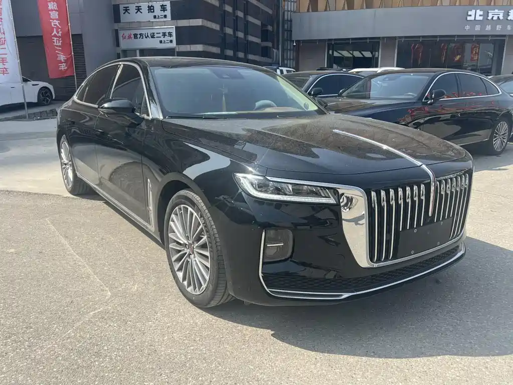 Hongqi H9 2.0 T Connected Flagship Enjoyment