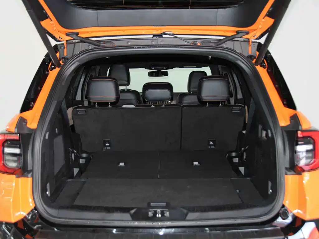 Explorer 2.3 T EcoBoost Kunlun Peak 7-seat