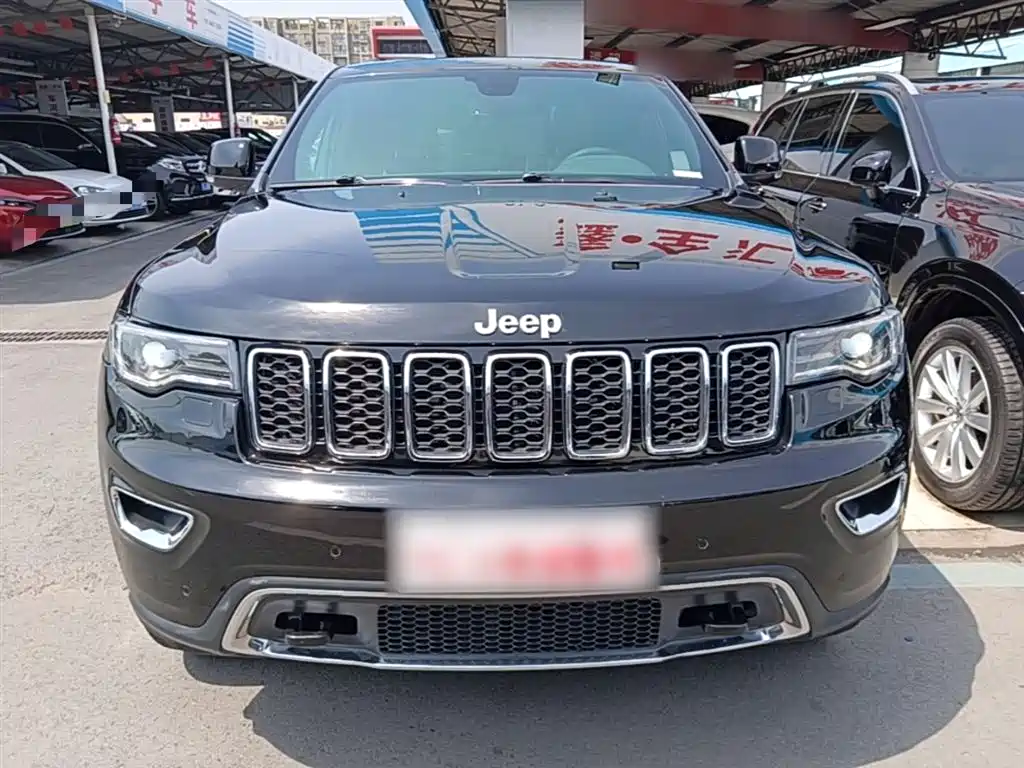 Grand Cherokee (Import) 3.0 L Elite Navigation
