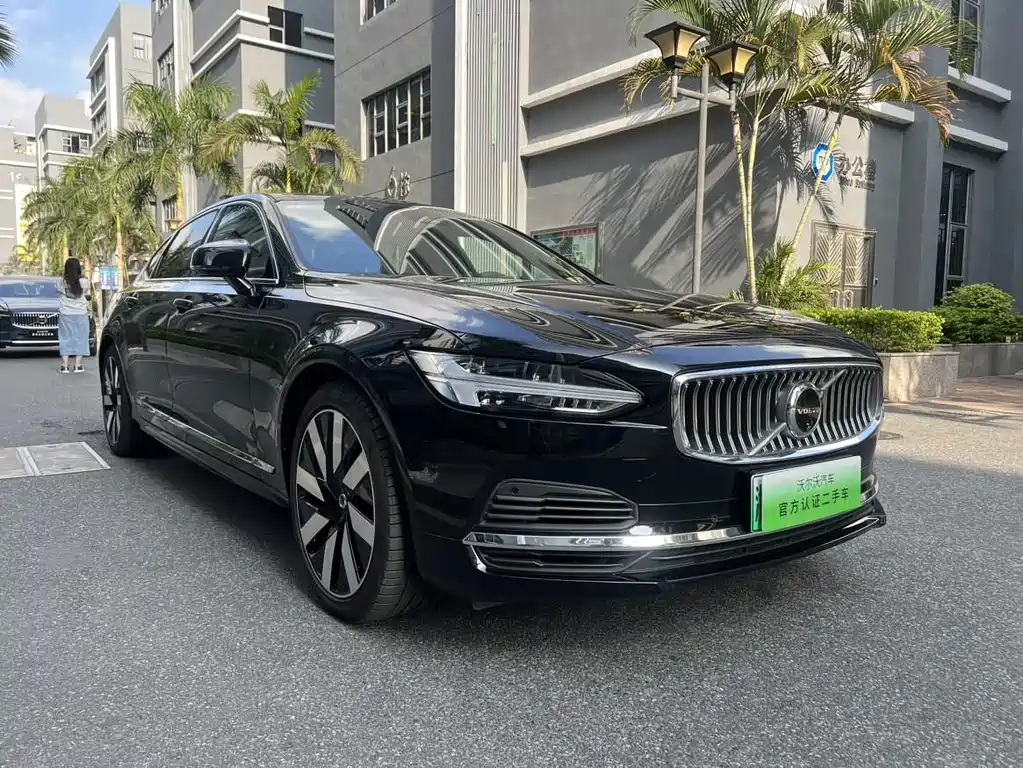 Volvo S90 PHEV PHEV Hybrid 4 WD Long Range Smart Grace Luxury