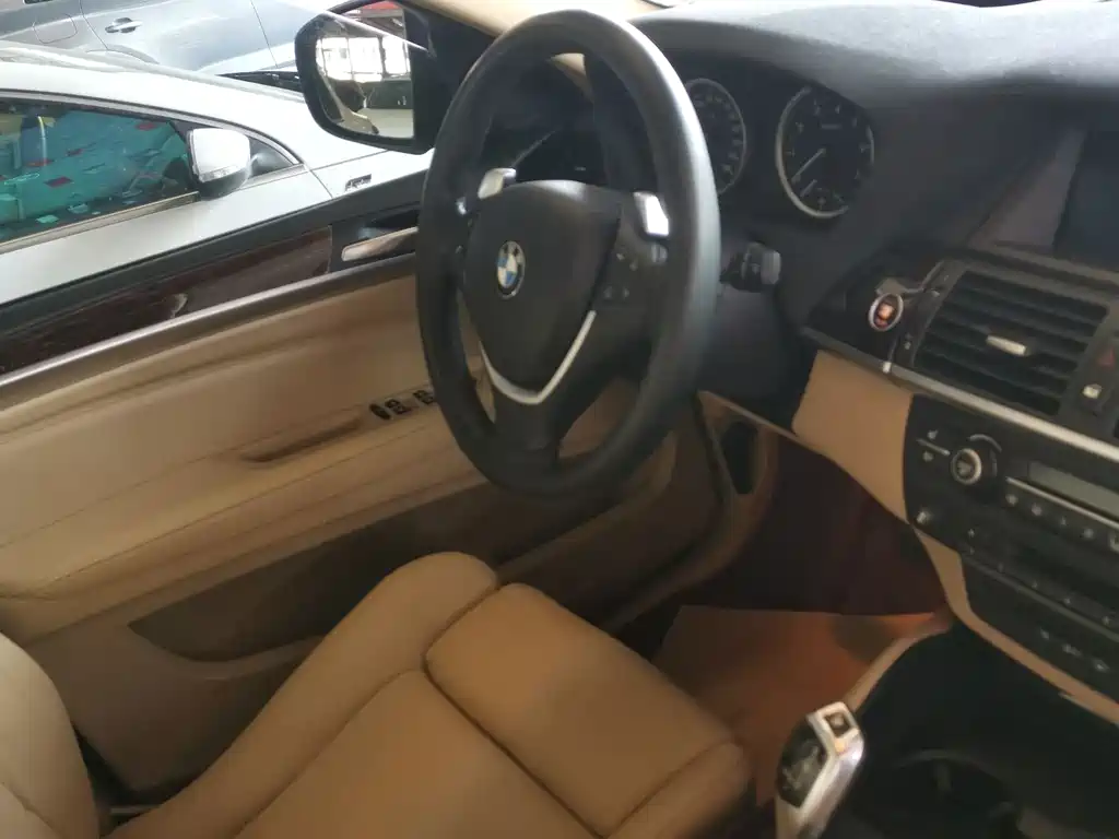 BMW X6 xDrive35 i